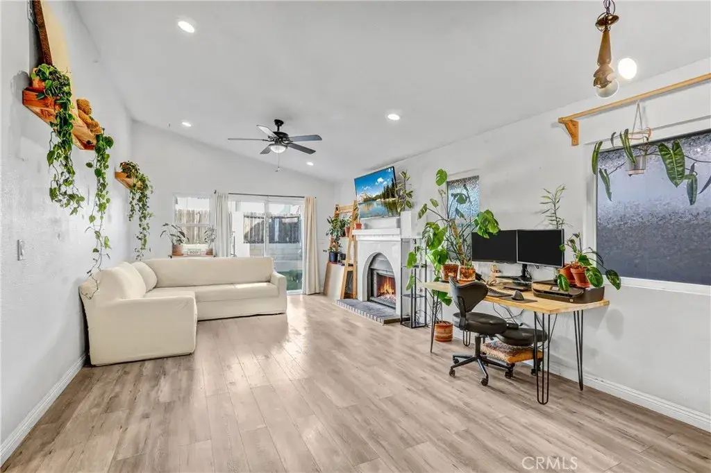 1967 De Carmen Drive, Colton