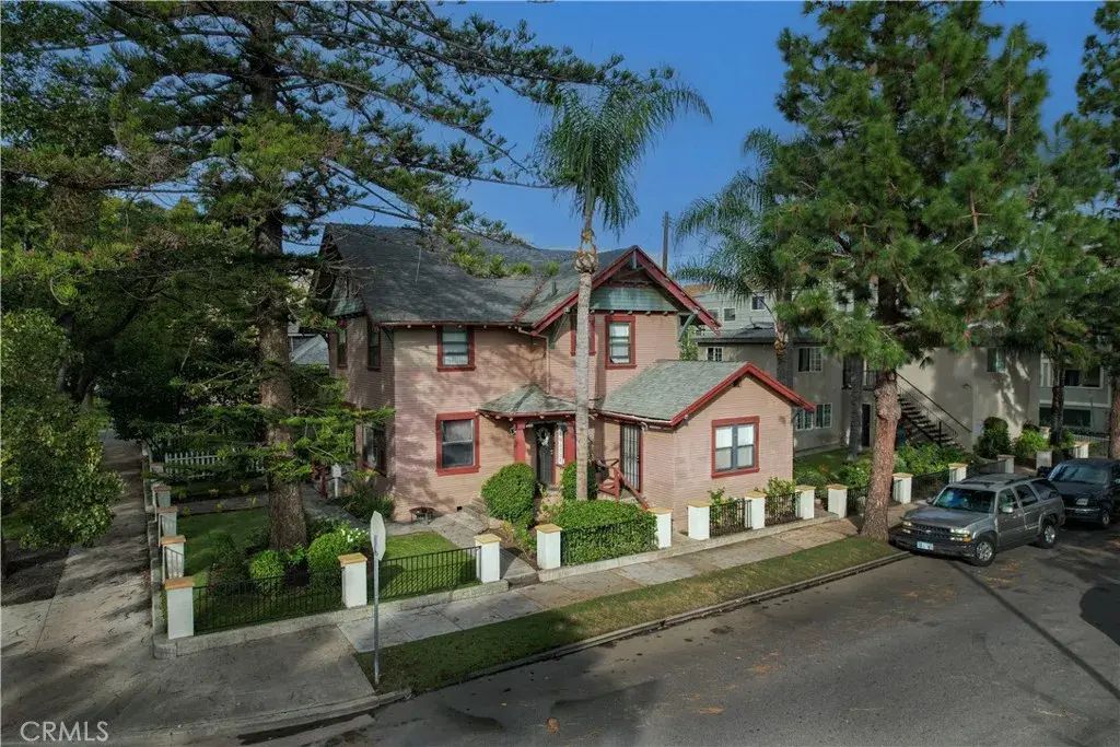 223 S Orange, Santa Ana