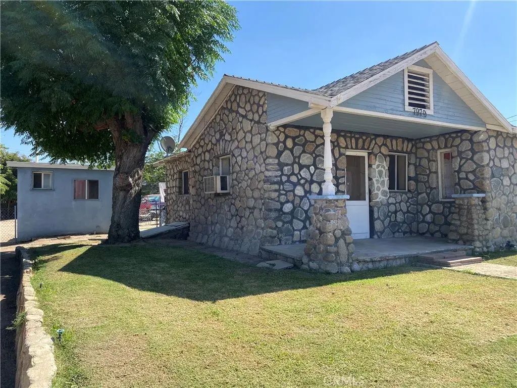 7979 Tyler, Highland