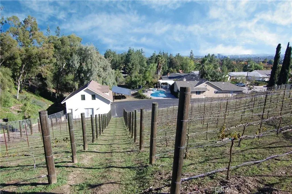 7151 Atheling Way, West Hills