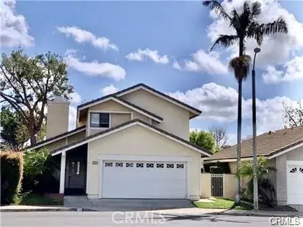 3 Atlanta, Irvine