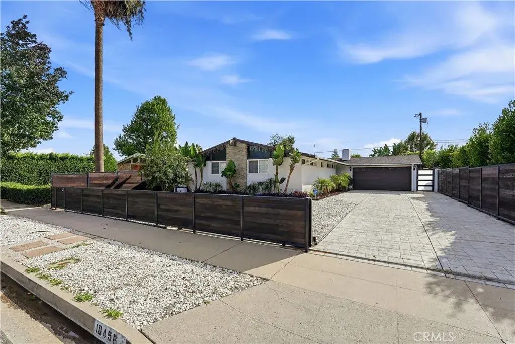 16456 Kingsbury, Granada Hills