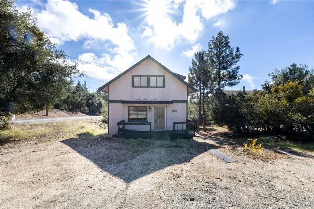 26785 Hopkins, Idyllwild
