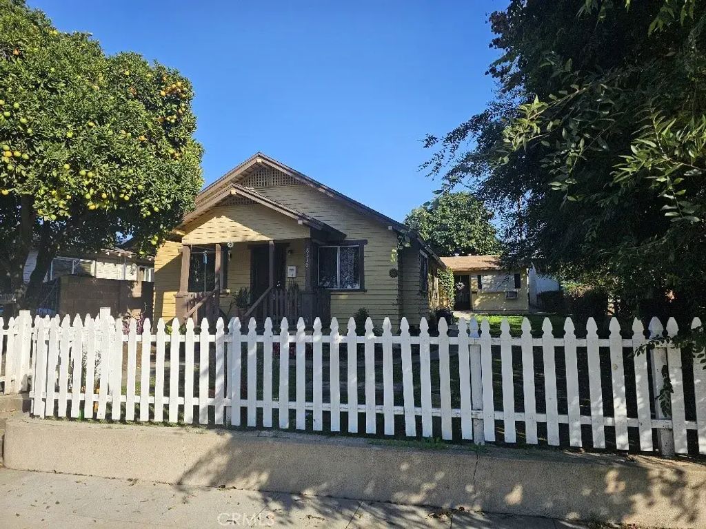 6330 Pierce, Whittier