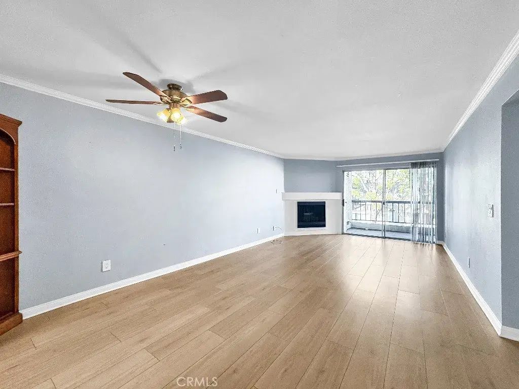 5500 Owensmouth 204, Woodland Hills