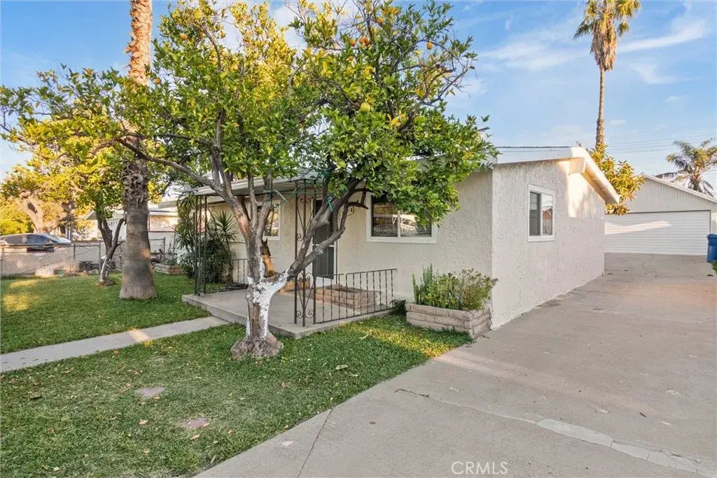 12918 Pinney, Pacoima