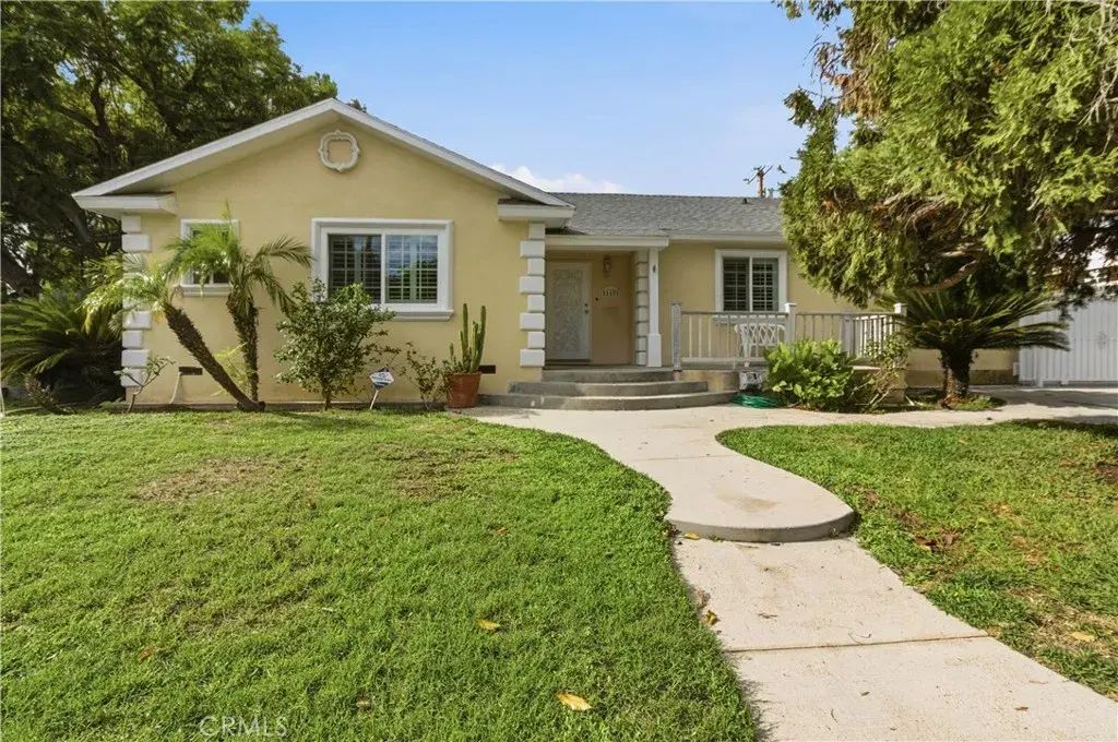 11131 Dempsey, Granada Hills