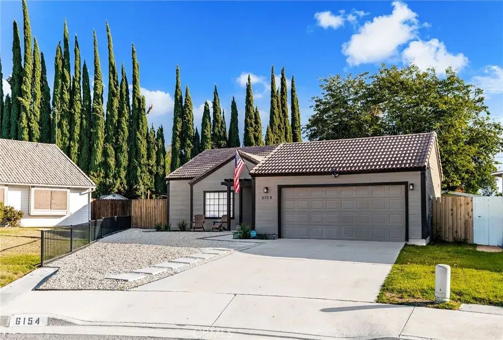 6154 Goldenrod, Riverside