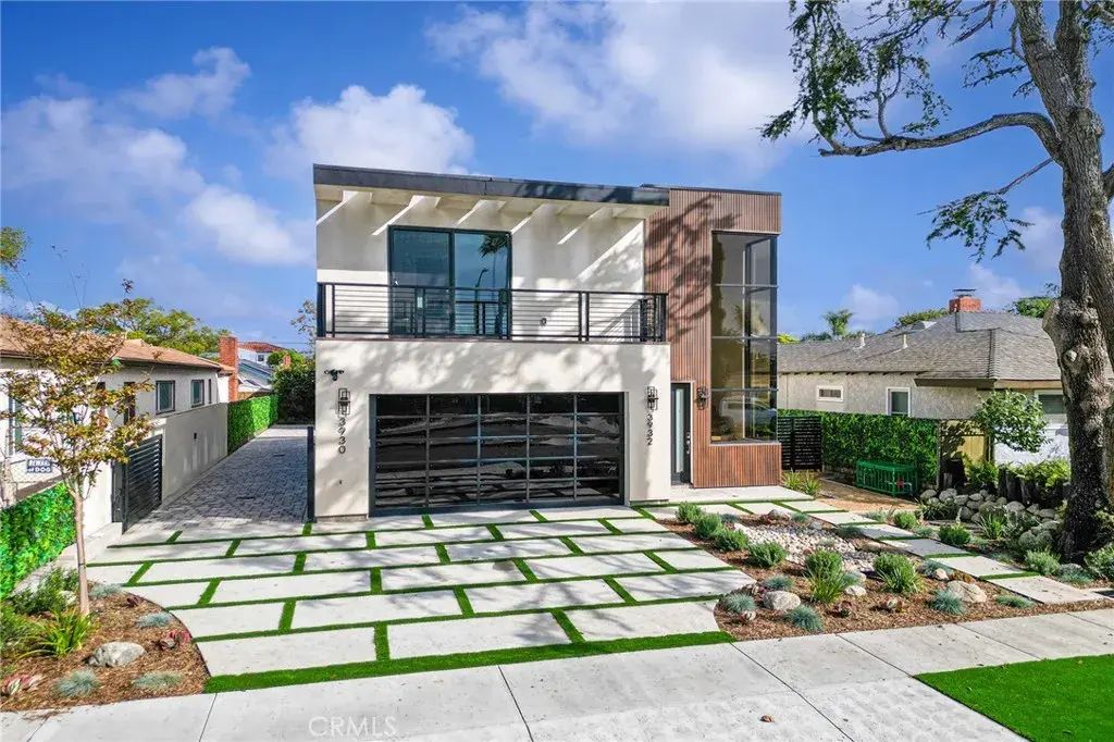 3932 S Minerva Avenue, Los Angeles