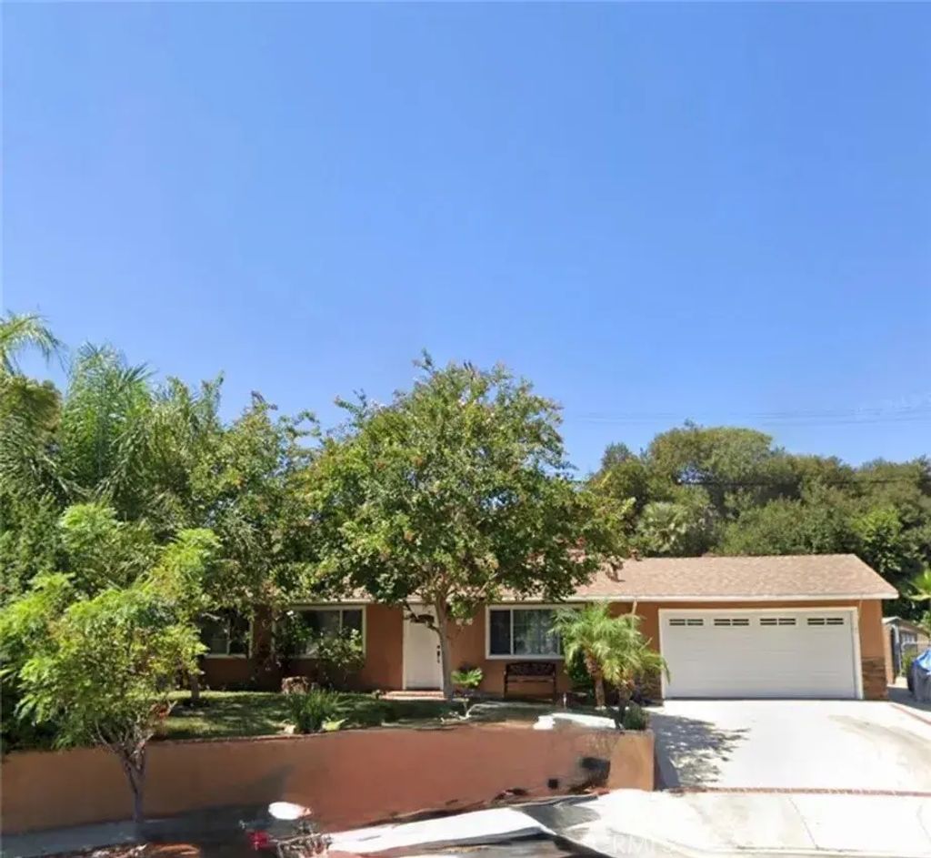 13547 Mindora Avenue, Sylmar