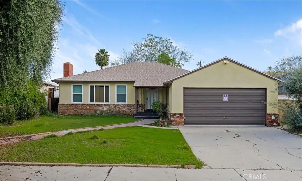 12418 Gain Street, Pacoima