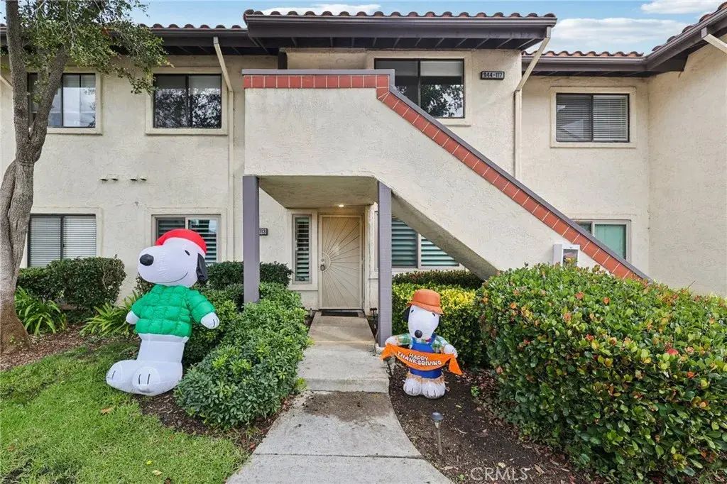 944 Lupine Hills, Vista