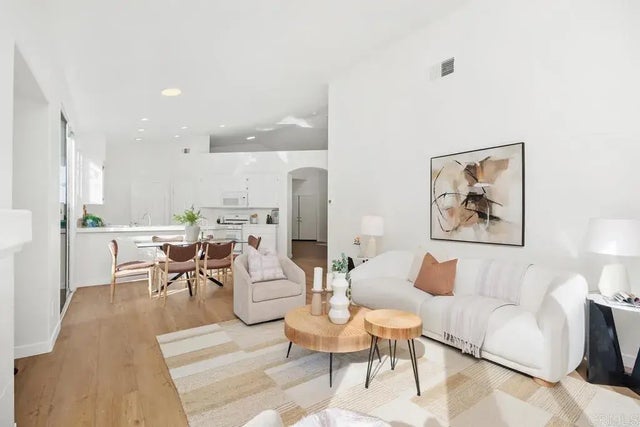 4888 Thebes Way, Oceanside