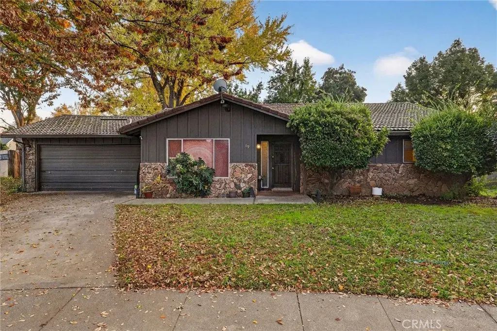 19 Vermillion, Chico