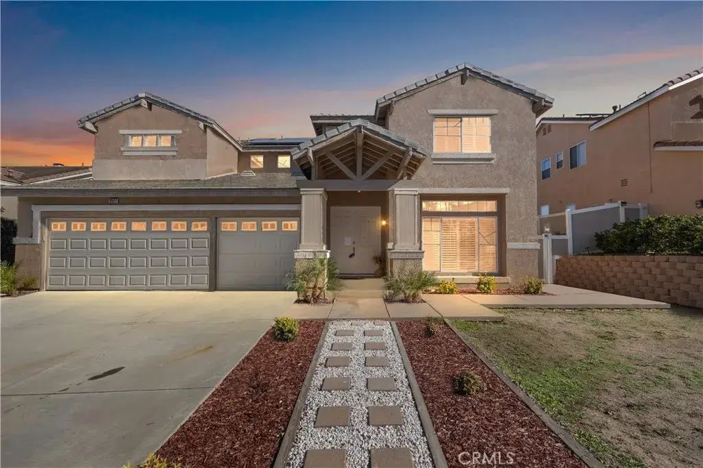 3527 Galatea Way, Corona