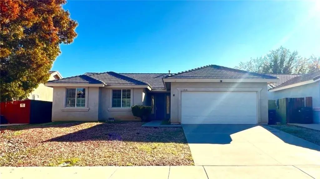 3536 Mount Lassen, Rosamond