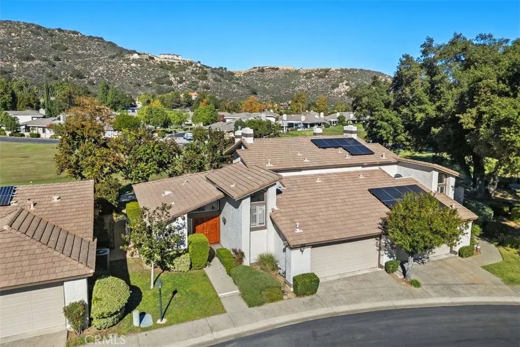 38285 Oaktree, Murrieta