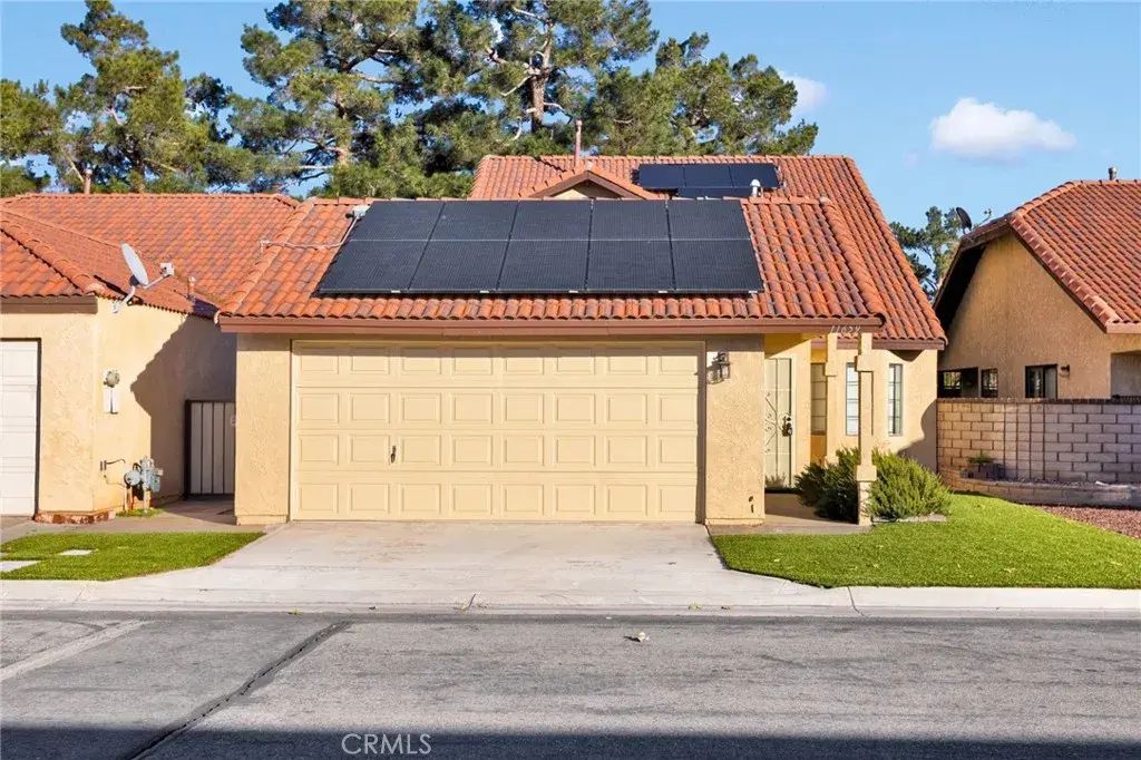 11659 Pepper Lane, Apple Valley