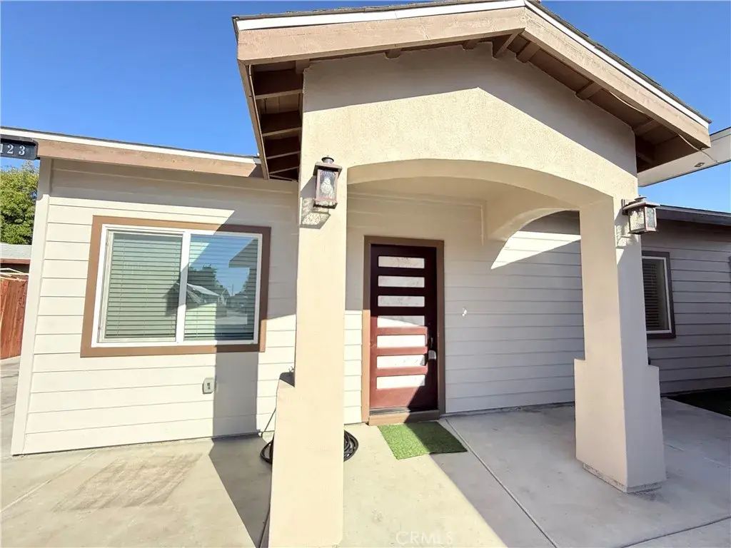 125 Orangewood, Colton