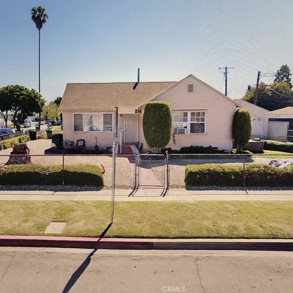 1220 E 121st, Los Angeles