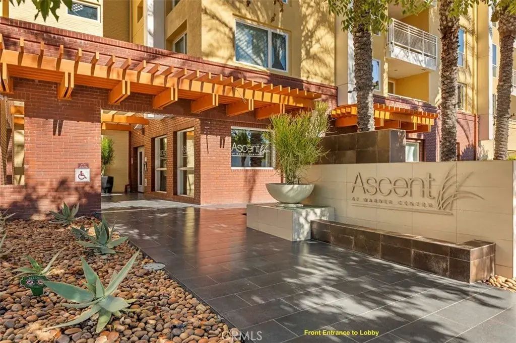 21301 Erwin Street 516, Woodland Hills