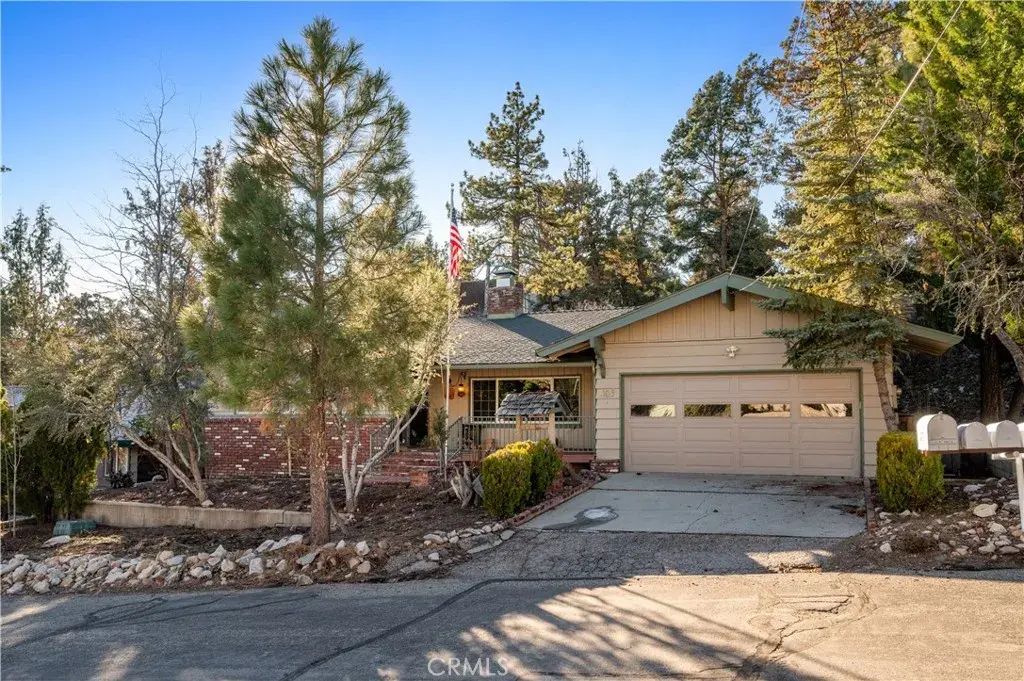 1109 Mount Shasta Road, Big Bear City