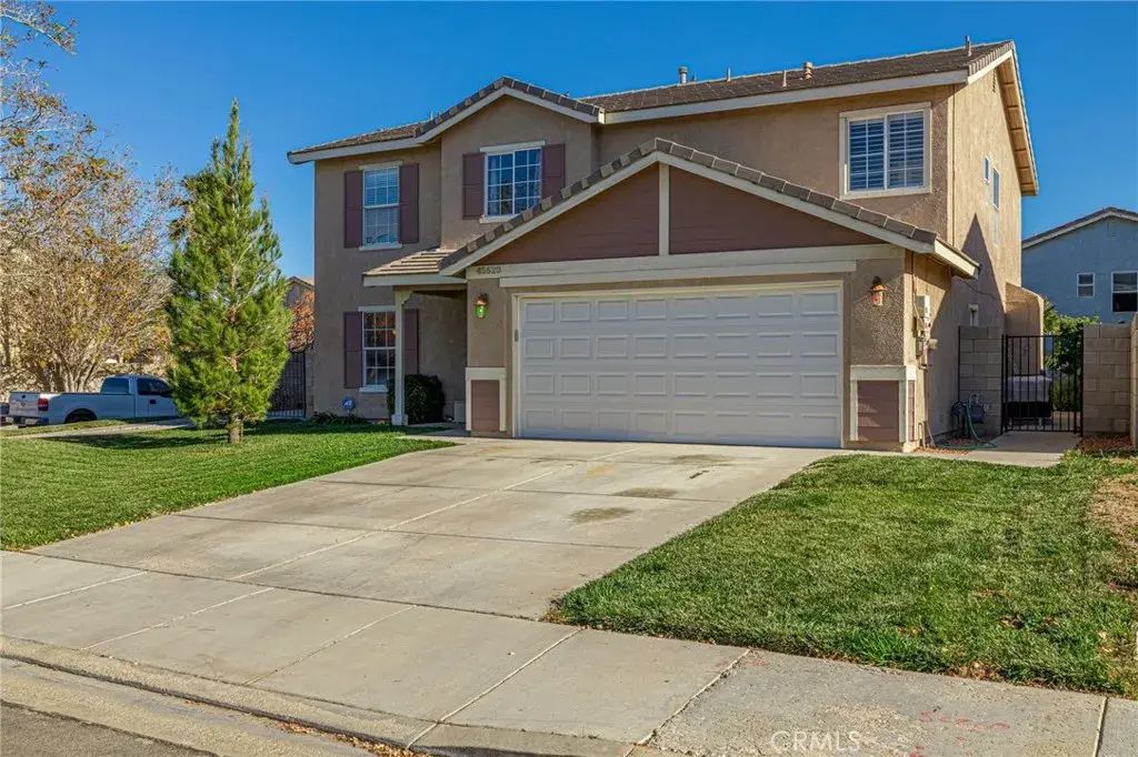 45620 17th West, Lancaster