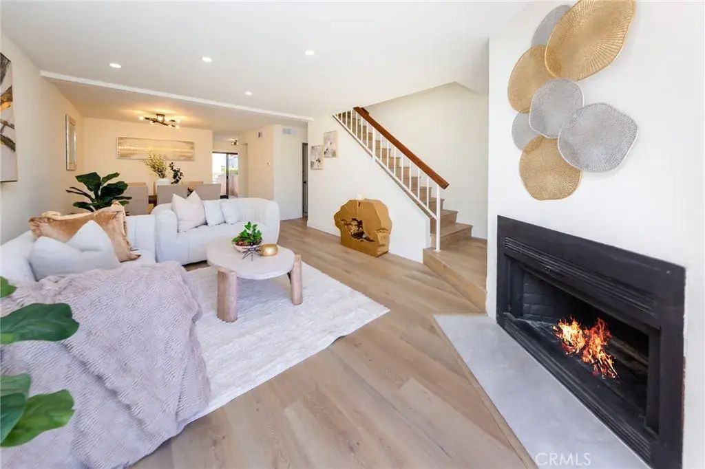 15035 Nordhoff Street 115, North Hills
