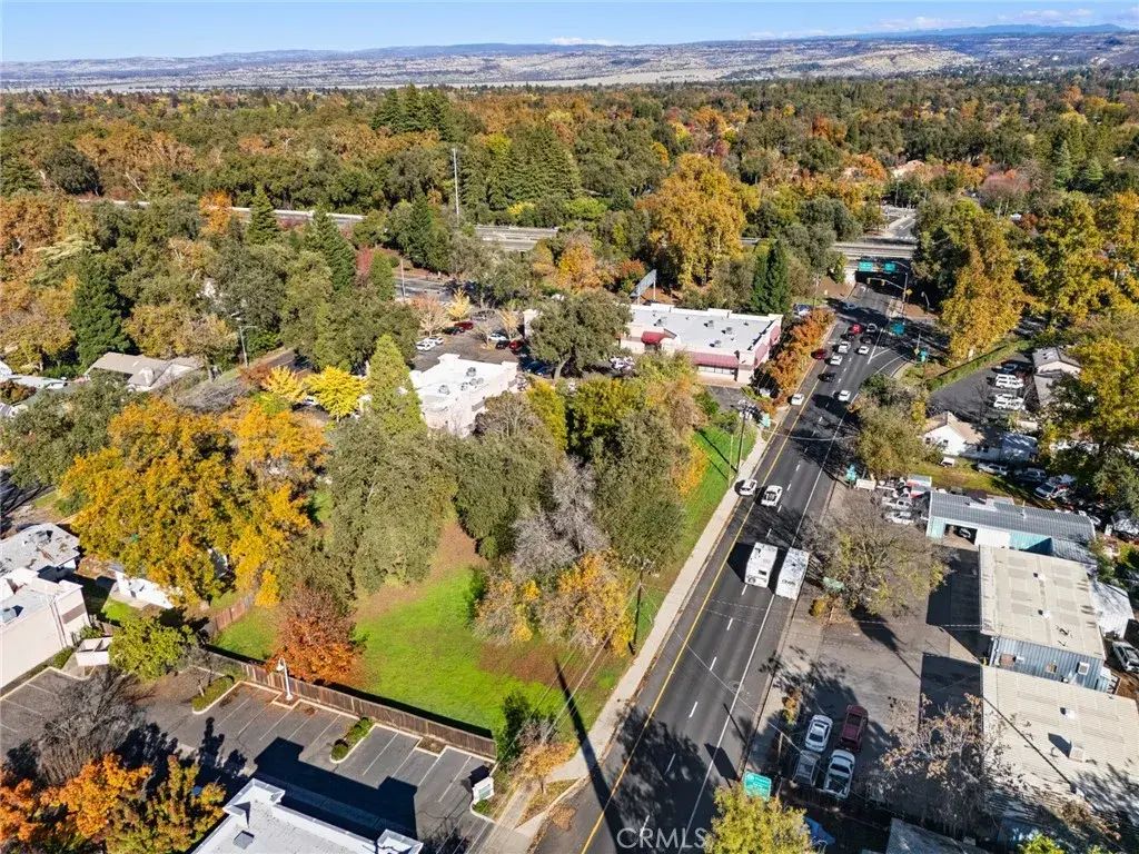 1368 E 9th, Chico
