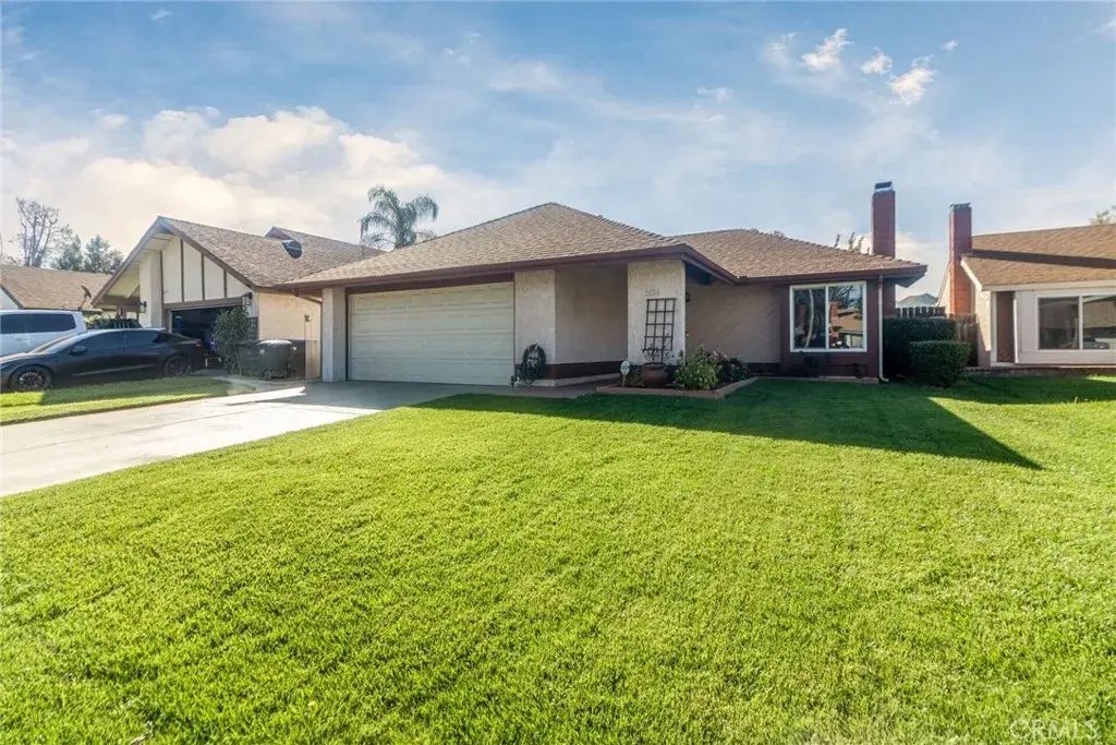2074 Valleywood Street, Colton
