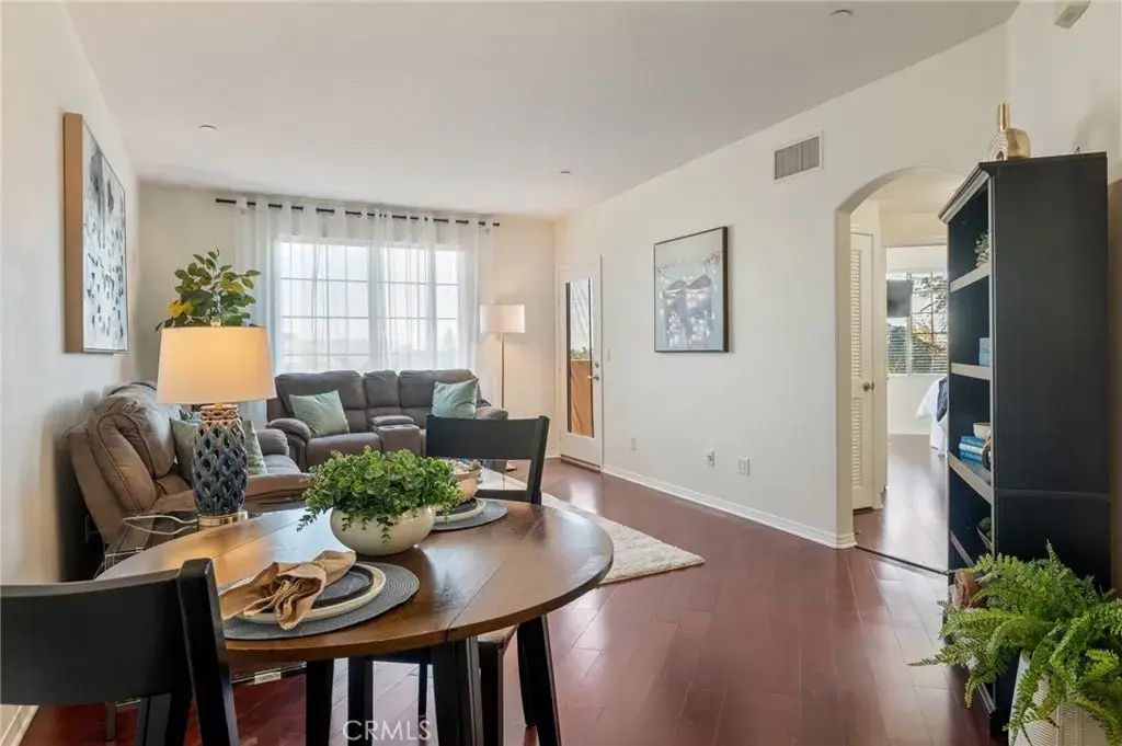 2750 Artesia Boulevard 327, Redondo Beach