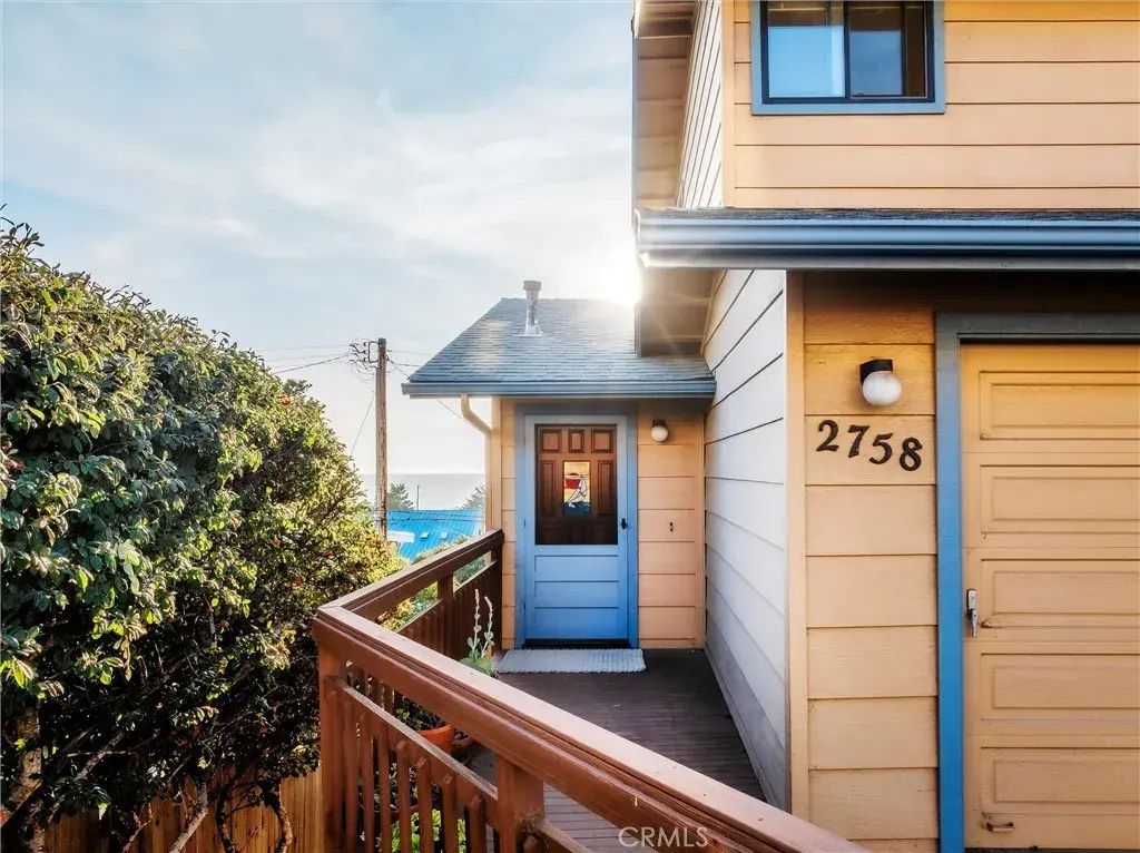2758 Santa Barbara, Cayucos