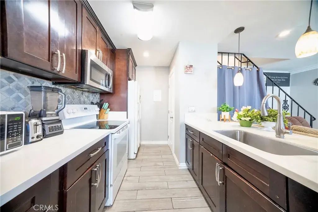 639 Avenida Del Platino, Newbury Park