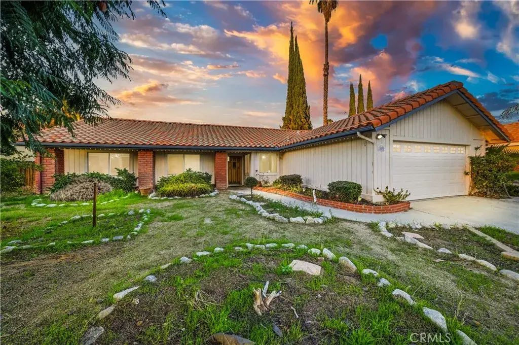 42290 Mayberry Avenue, Hemet