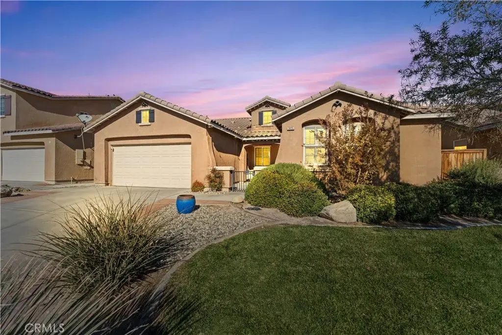 3025 Neary Court, Rosamond