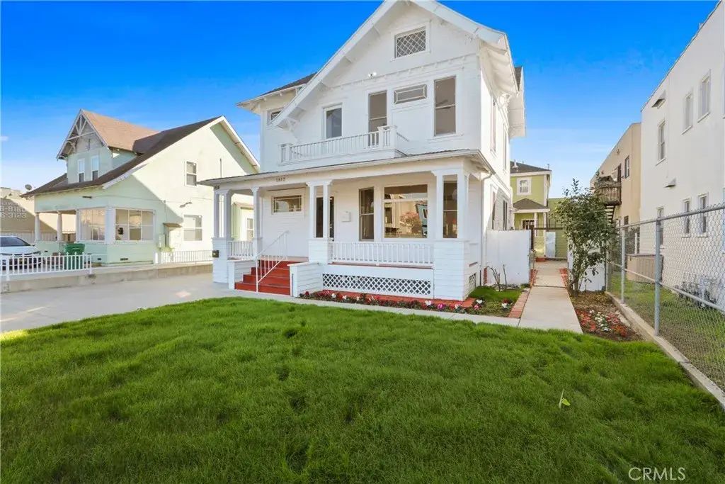 1612 E 7th, Long Beach