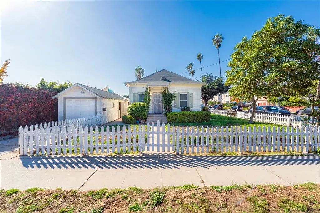 322 N Avenue 56, Los Angeles