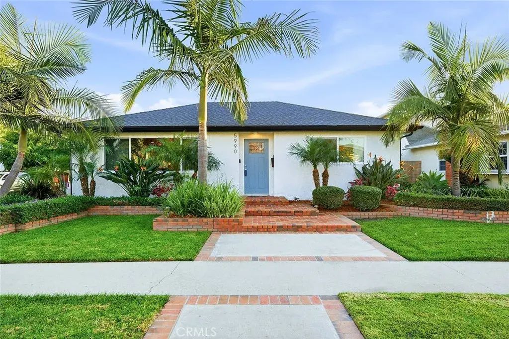 5990 E El Paseo, Long Beach