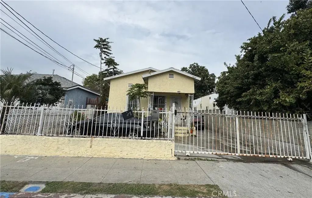 1637 E 115th, Los Angeles