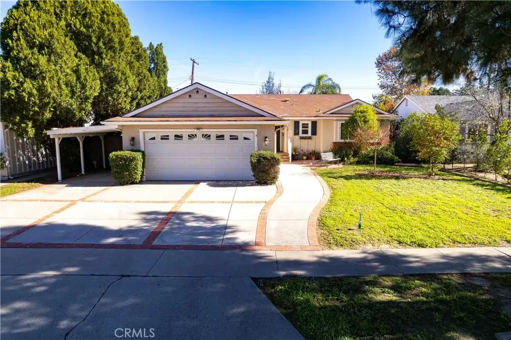 6928 Bobbyboyar, West Hills