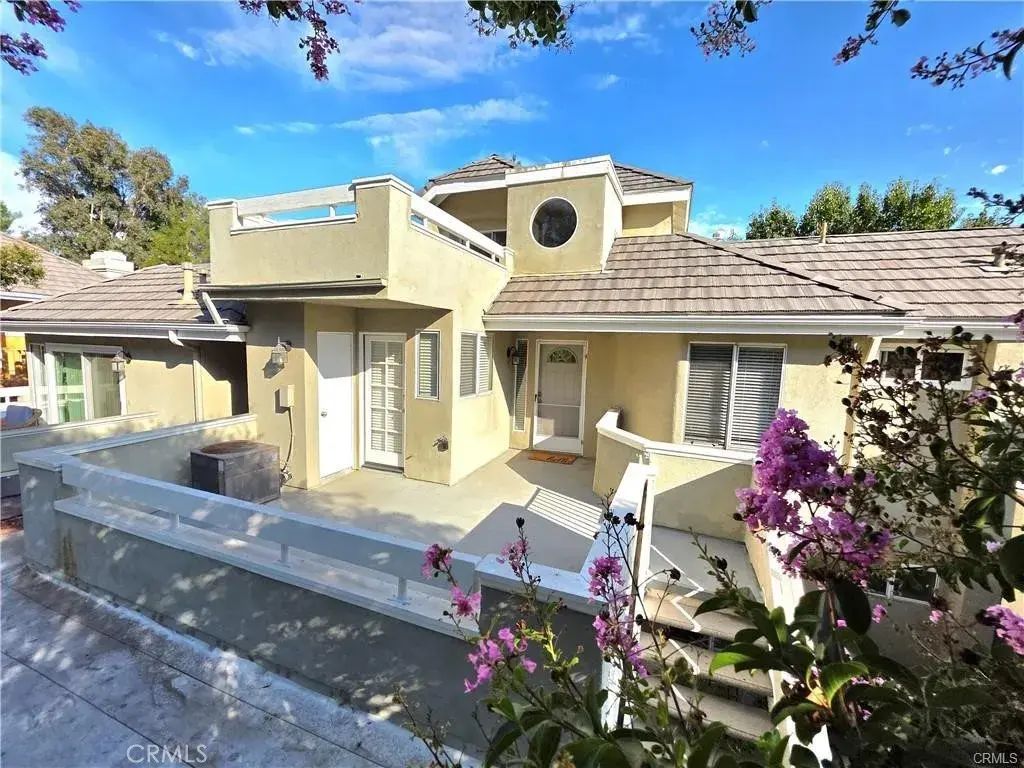 26121 Mcbean, Valencia
