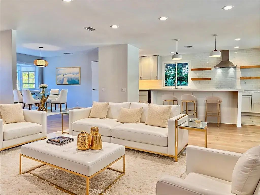 7063 Middlesbury Ridge Circle, West Hills