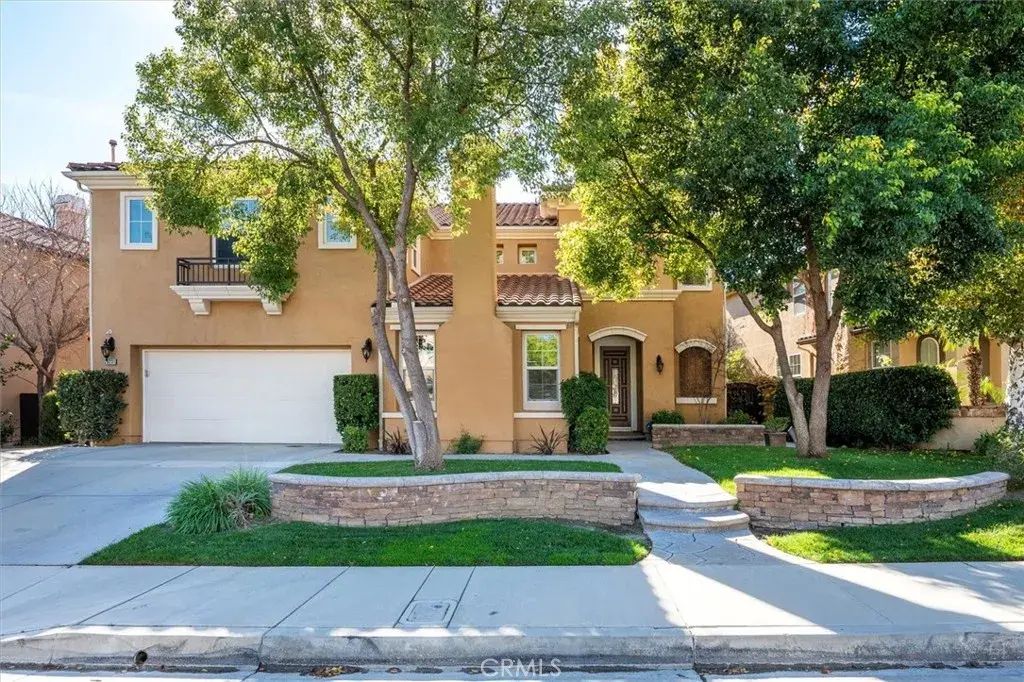 29231 Black Pine Way, Saugus