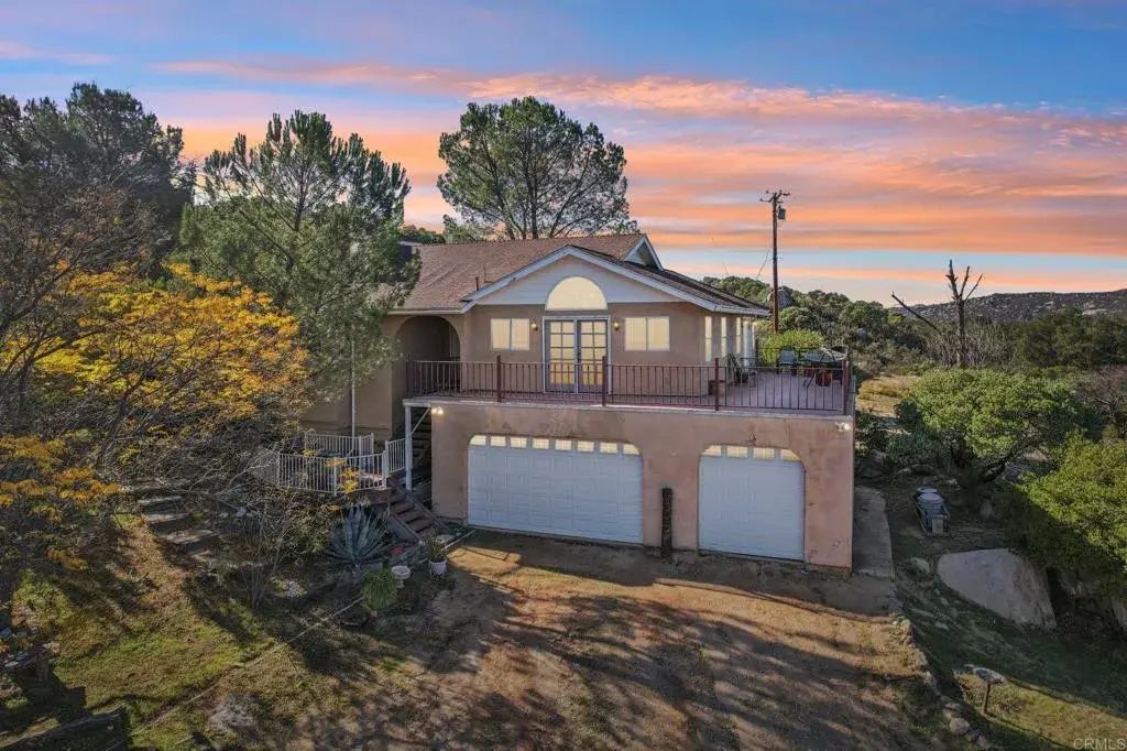 25749 Potrero Valley Road, Potrero