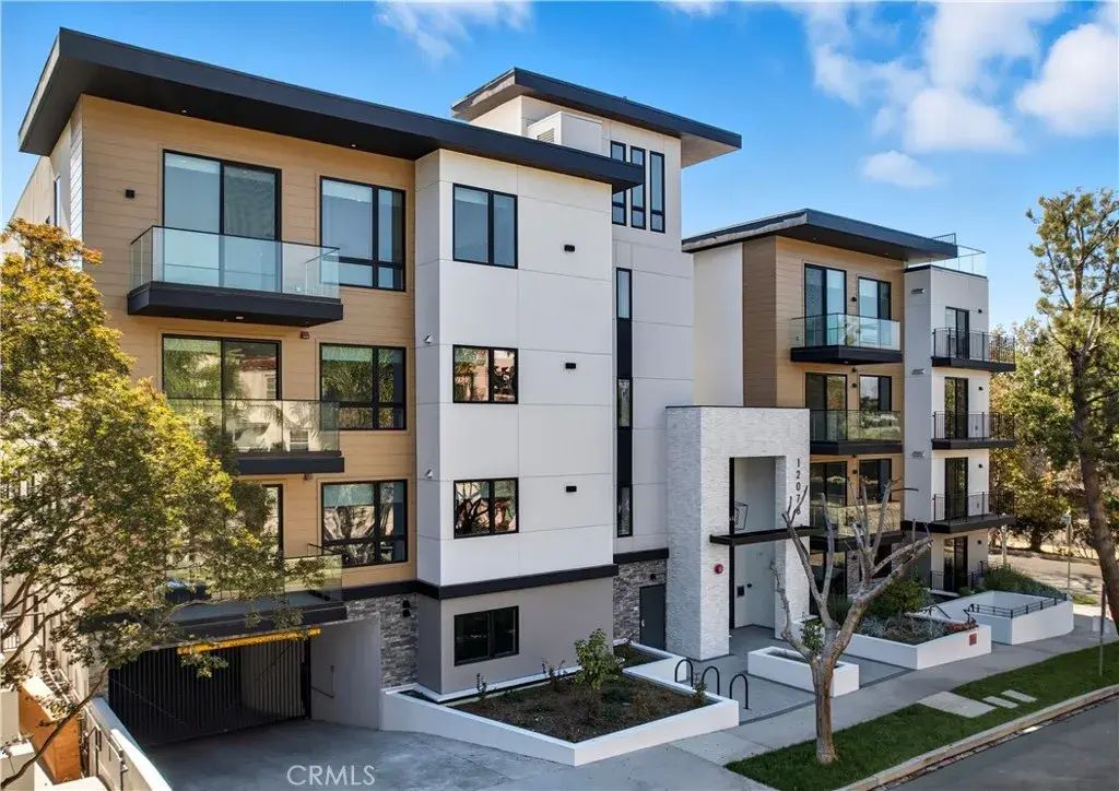 12078 Guerin Street 104, Studio City