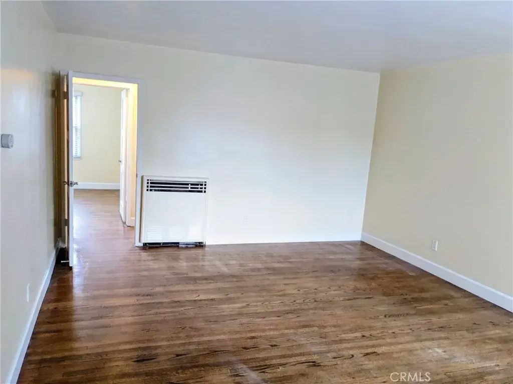 208 Granada 210d, Long Beach
