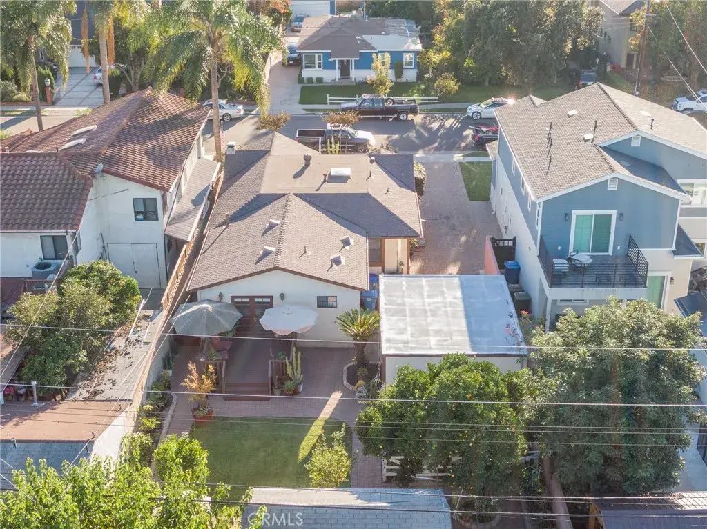 8543 6th, Downey