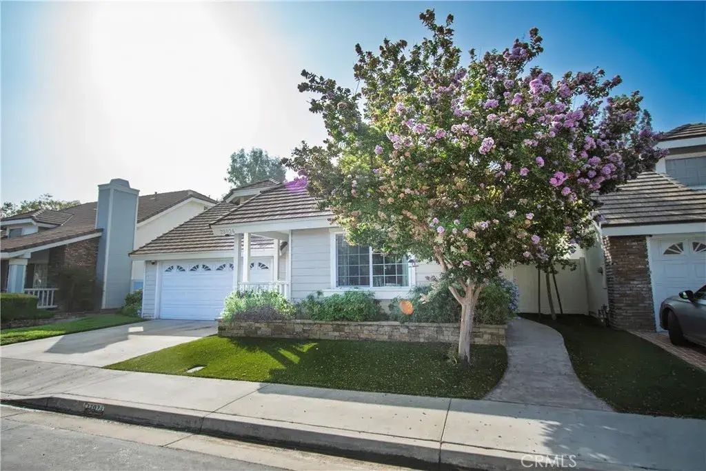 23924 Ranney House Court, Valencia