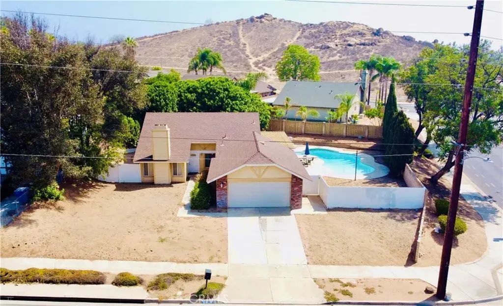 7707 Bolton Avenue, Riverside