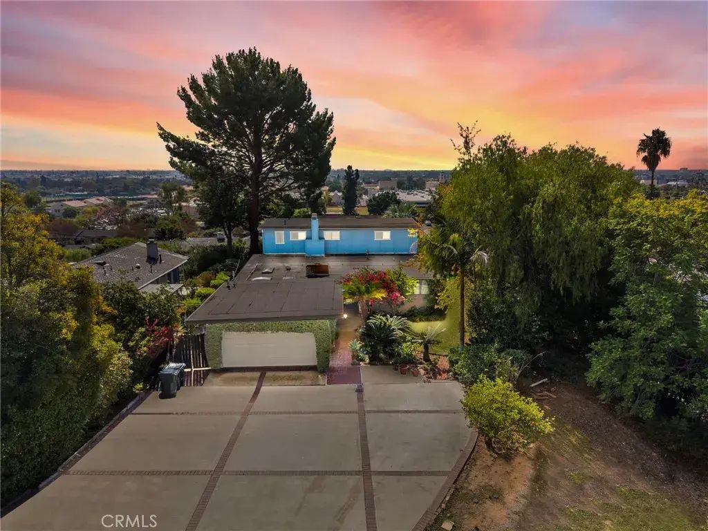 404 Cannon Lane, Fullerton
